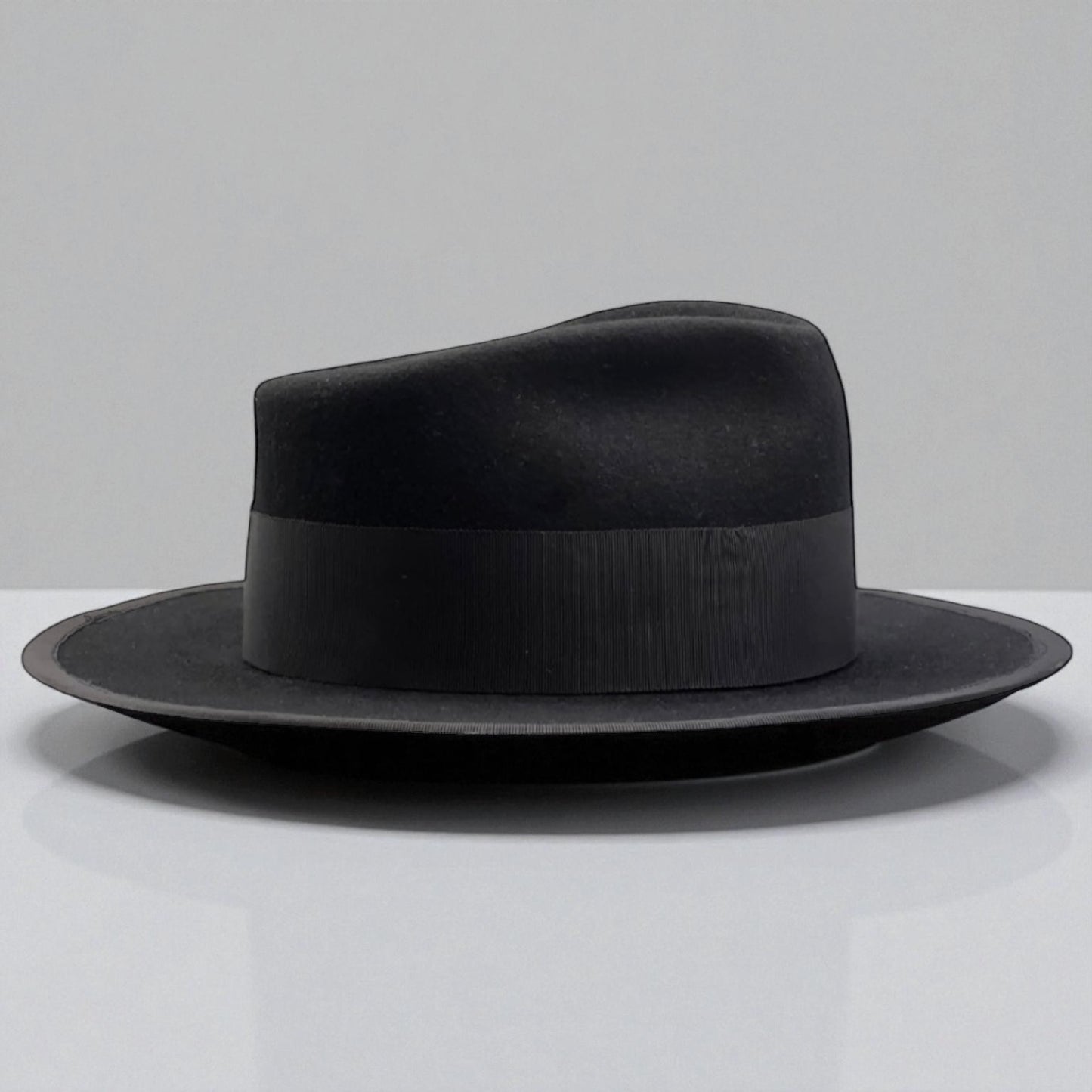 Classic Wool Felt Hat · Timeless Handcrafted Elegance