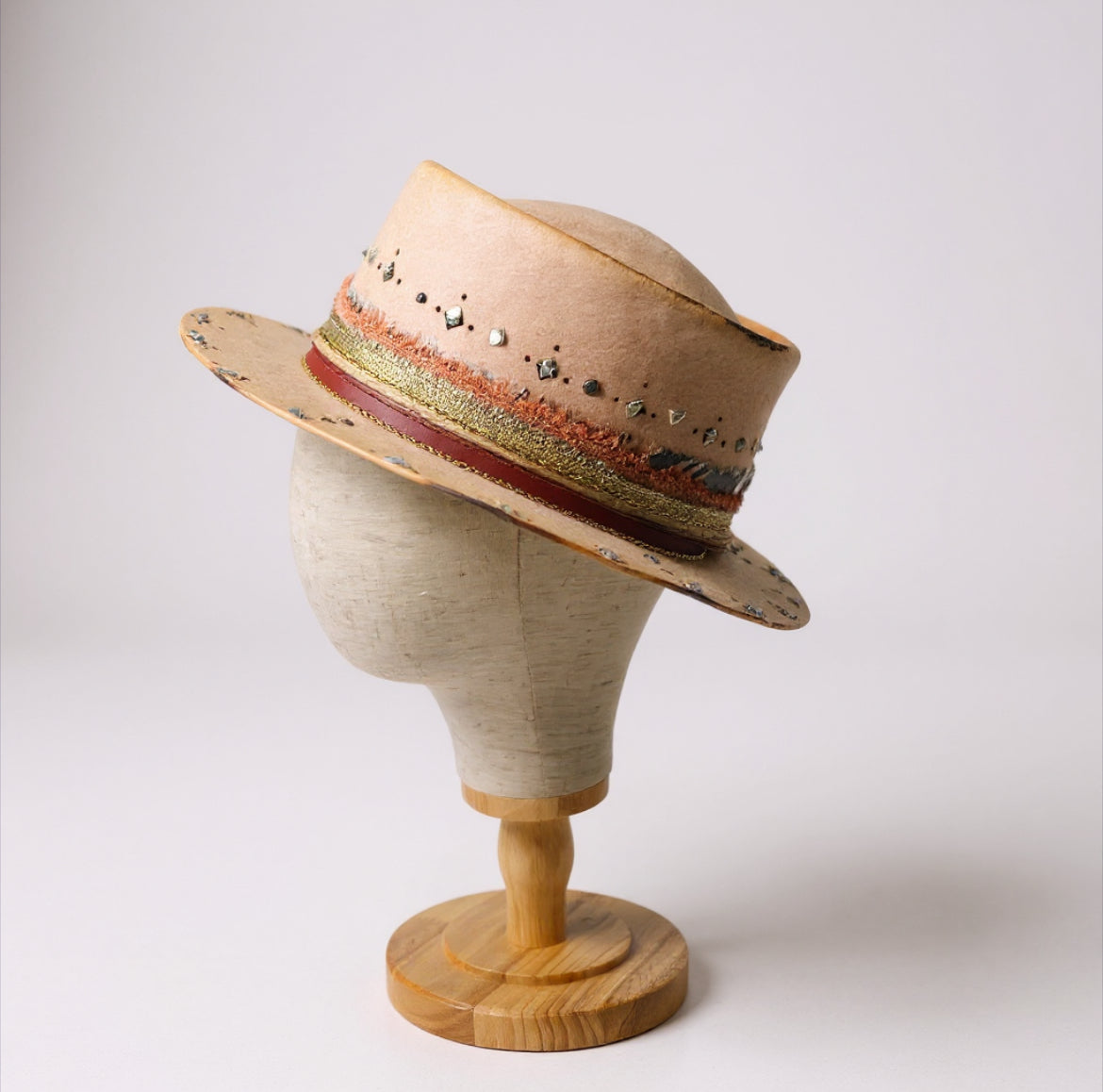 In Stock – Modern Boho-Chic – Short Brim Hat