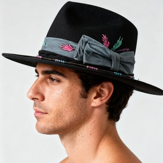 Delirio – Black Wool Felt Fedora Hat – handmade wool felt fedora hat by artisan Ruby Cantero | Pokijomba Hats