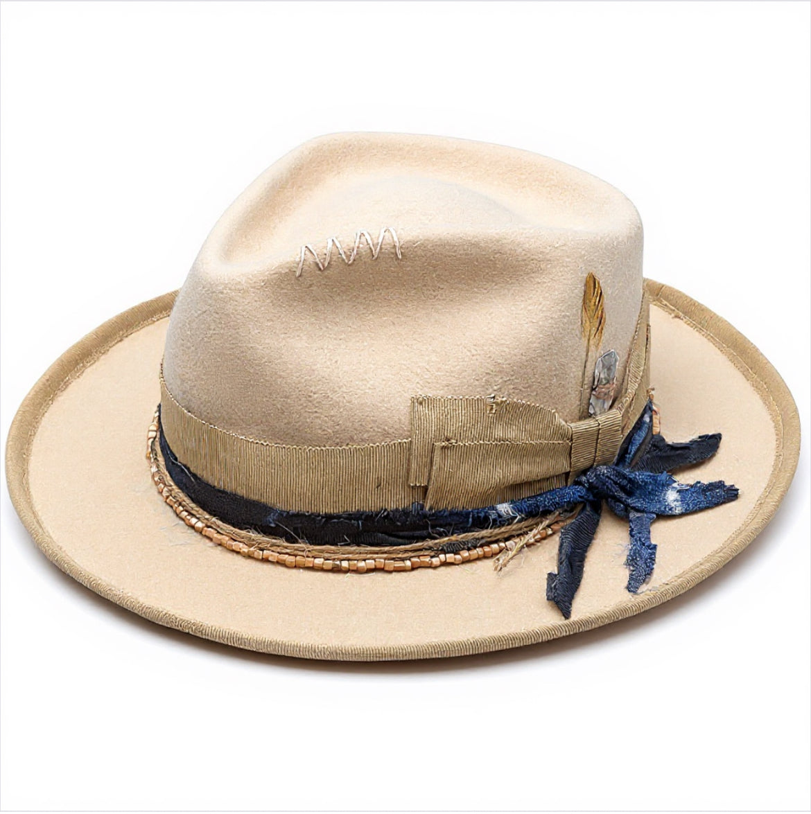 “Spark” Modern Elegance Hat – Beige – handmade handmade felt hat by artisan Ruby Cantero, detail view 5 | Pokijomba Hats