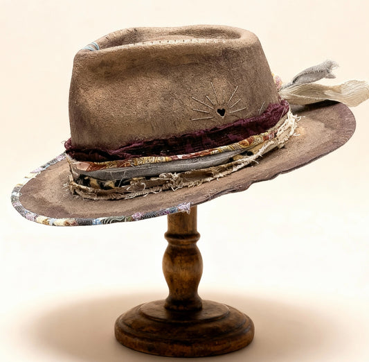 Eucalyptus – Rare Vintage Felt Hat – handmade wool felt hat by artisan Ruby Cantero | Pokijomba Hats