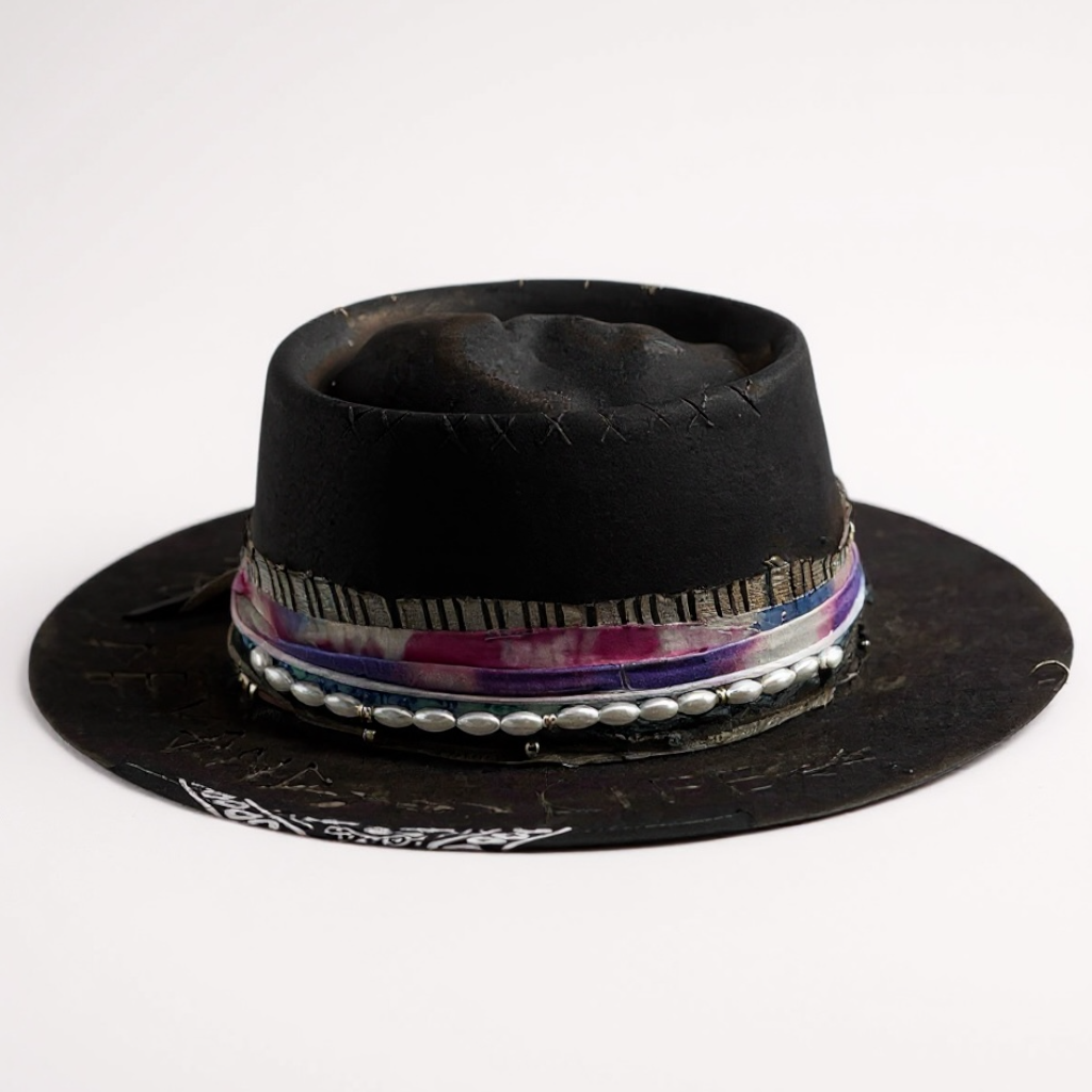 Love Beyond Life – Statement Skull Hat