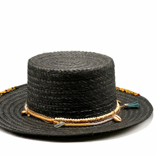 Cordobés – Straw Wide Brim Bolero Hat – handmade straw wide brim hat by artisan Ruby Cantero, detail view 5 | Pokijomba Hats