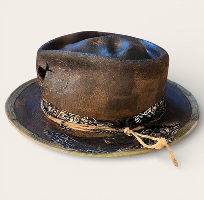 Rare Skull Hat – Edgy Leather Effect Fedora