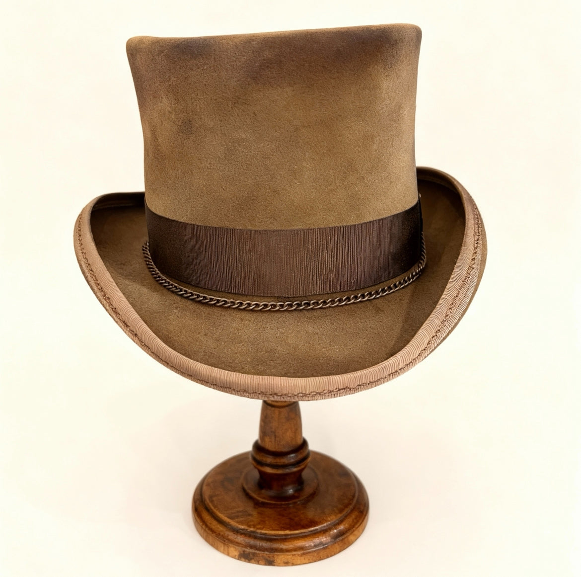 Percy – Edgy Distressed Top Hat
