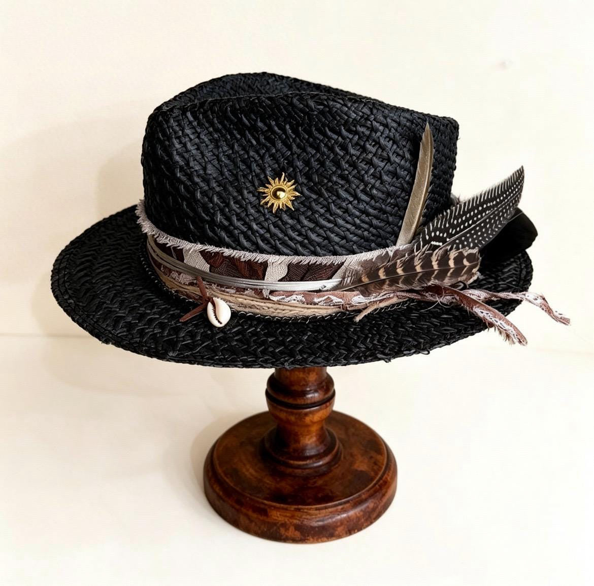 Straw Medium Brim Fedora Hat – Summer Hat – handmade straw fedora hat by artisan Ruby Cantero, detail view 2 | Pokijomba Hats