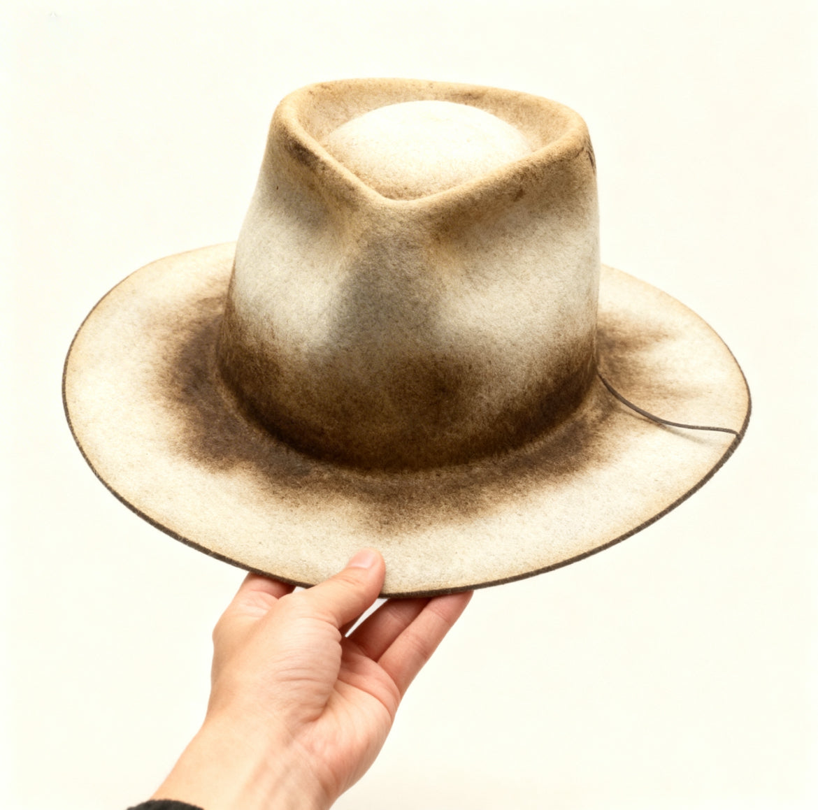 Amy – Distressed Wool Felt Hat