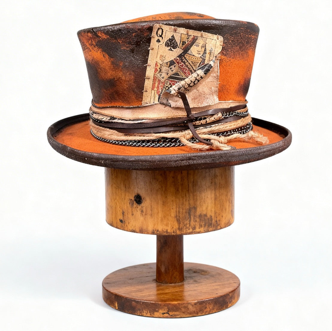The Dorian – Vintage Top Hat – handmade handmade felt top hat by artisan Ruby Cantero | Pokijomba Hats