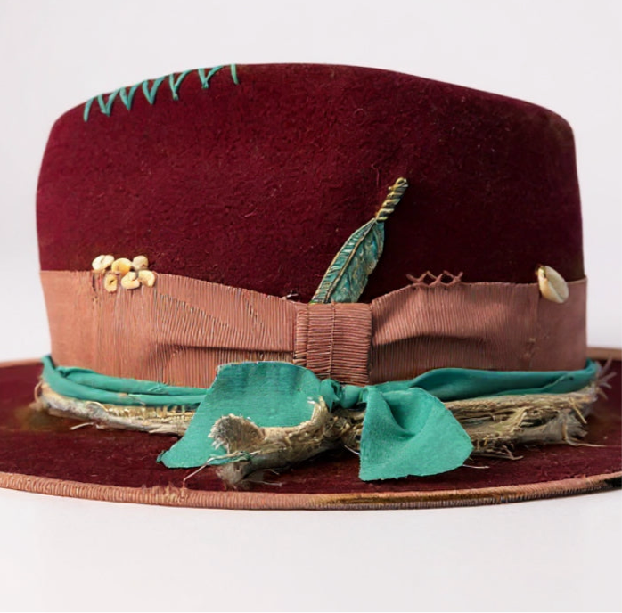 The La vie en rose – Classic Modern Hat