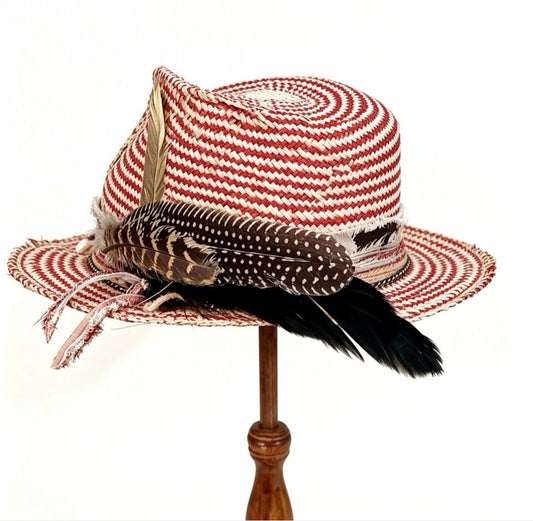Straw Medium Brim Fedora Hat – Summer Hat – handmade straw fedora hat by artisan Ruby Cantero, detail view 2 | Pokijomba Hats