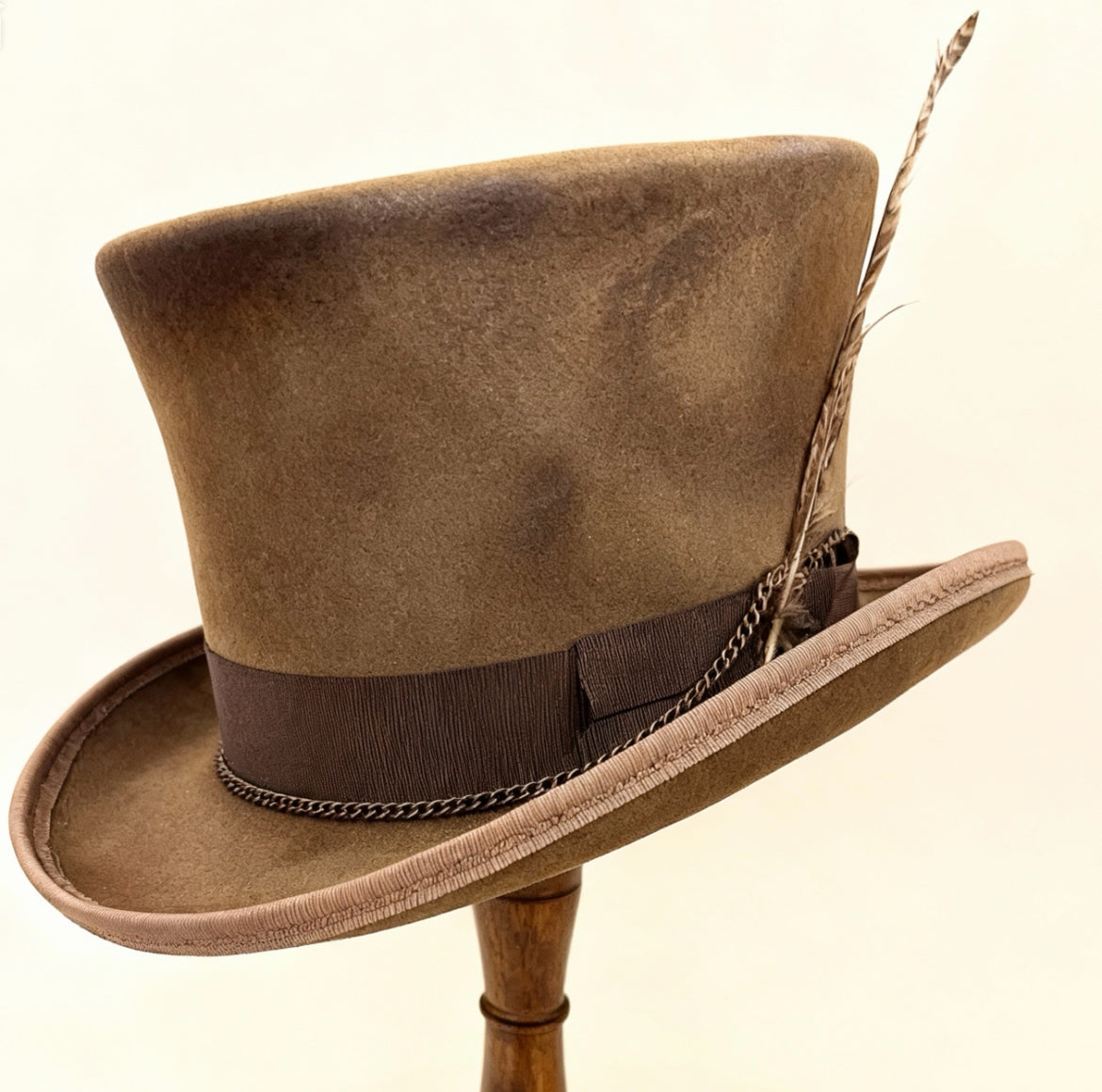 Percy – Edgy Distressed Top Hat