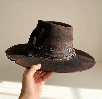 Jacky – Vintage Style Black Felt Hat