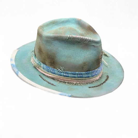 Soho – Distressed Vintage Wool Felt Fedora Hat – handmade wool felt fedora hat by artisan Ruby Cantero, detail view 4 | Pokijomba Hats
