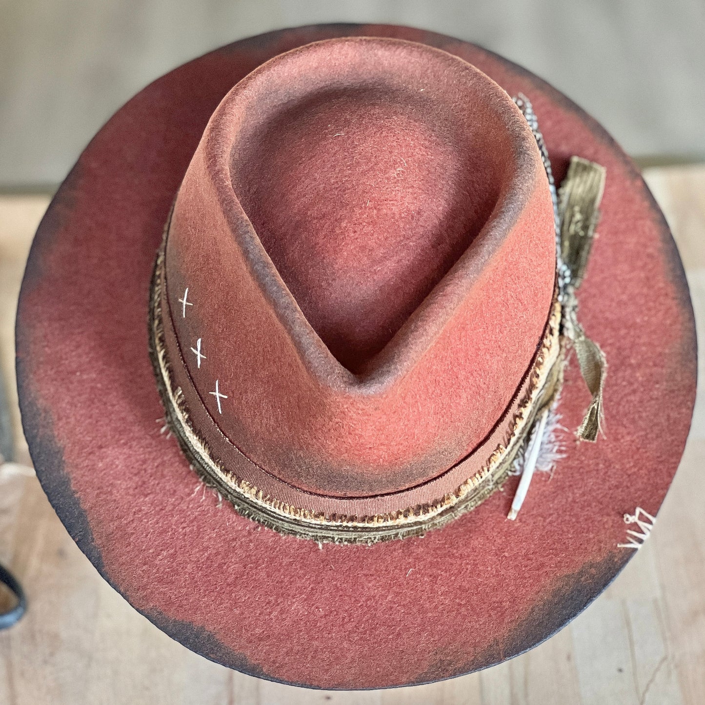 Rouge Desert Hat