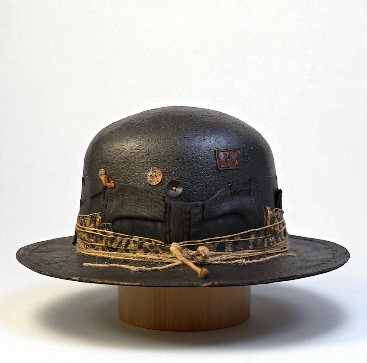 Rare Vintage Leather-Effect – Cheetah Bowler Hat