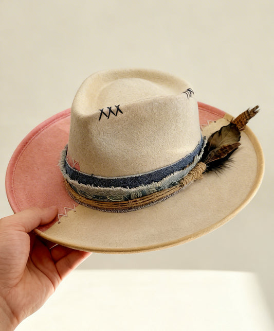 Hawái Felt Hat | Handmade Wool Fedora with Boho Details | Unisex Artisan Hat