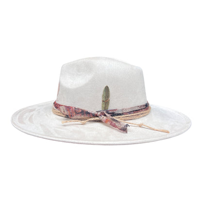 Dandelion – Wide Brim Suede Engraved Fedora Hat in Ivory