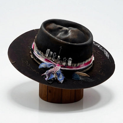 Love Beyond Life – Statement Skull Hat