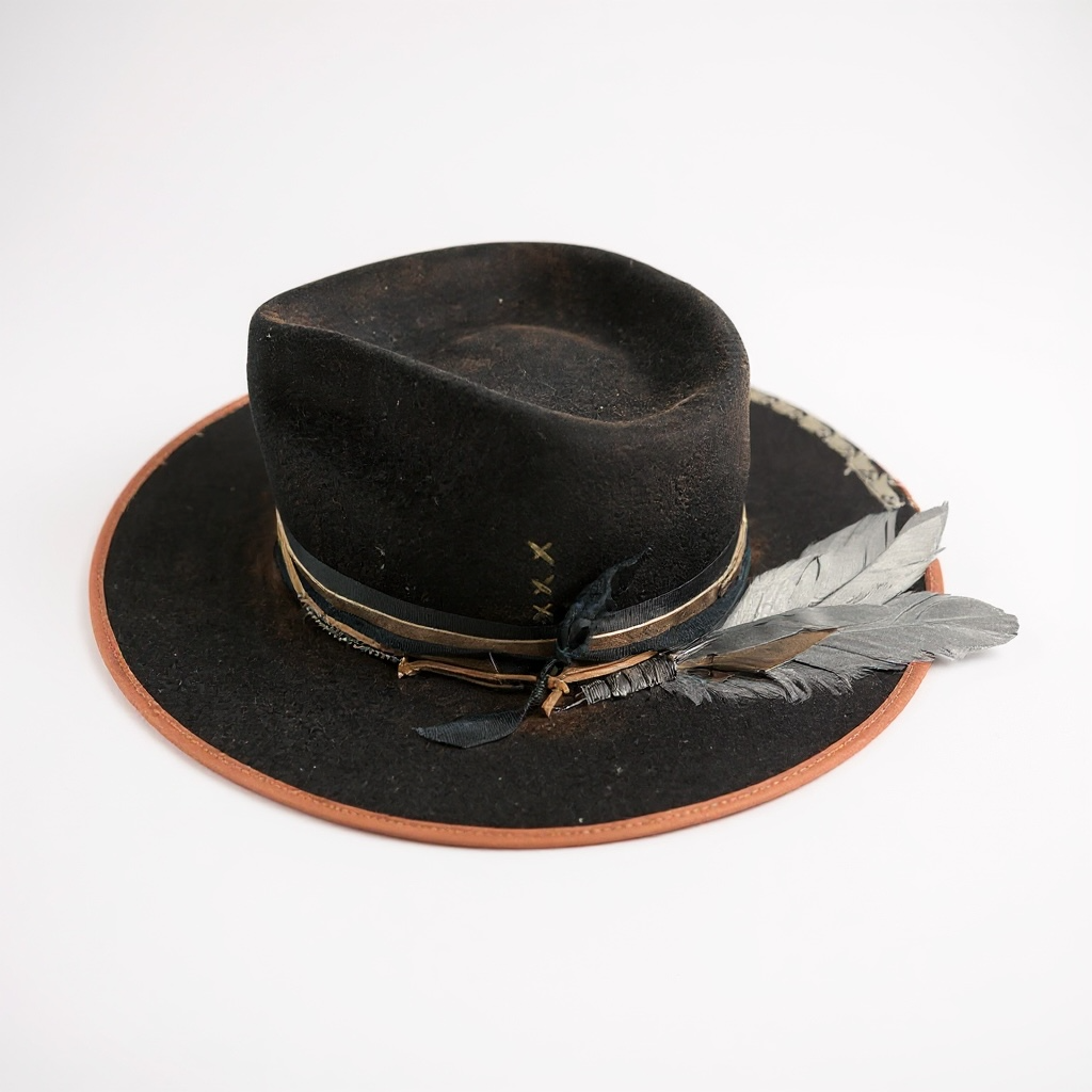 “Jomba”– The Classic Felt Hat