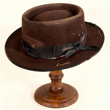 Chloe – Brown Wool Felt Round Crown Hat