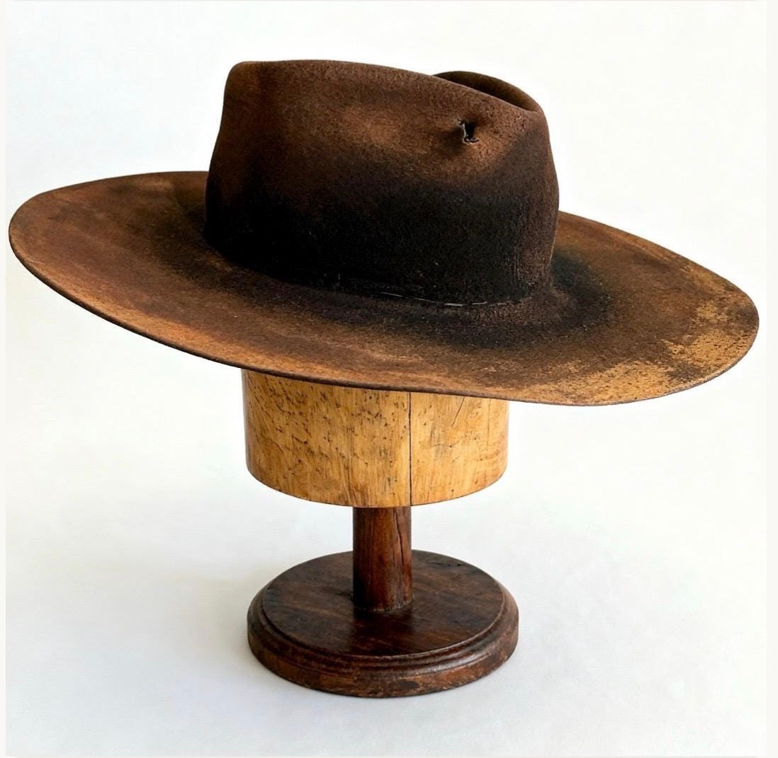 Distressed Wool Felt Fedora – Vintage Wide Brim
