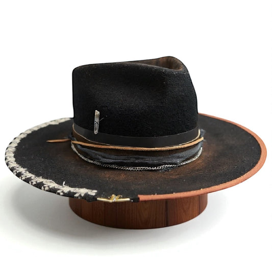“Jomba”– The Classic Felt Hat