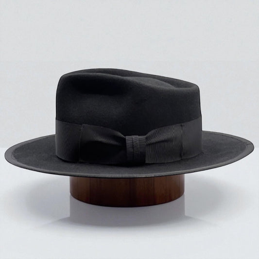Classic Wool Felt Hat · Timeless Handcrafted Elegance