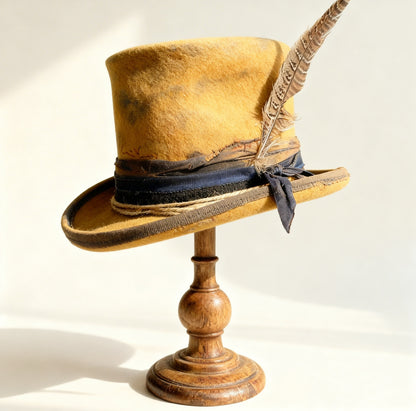 Tamarino – Edgy Distressed Wool Felt Top Hat