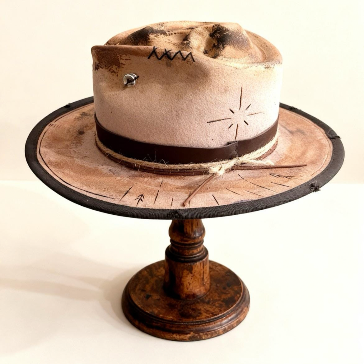 In Stock – Rare Skull Hat – Leather Effect Fedora Wool