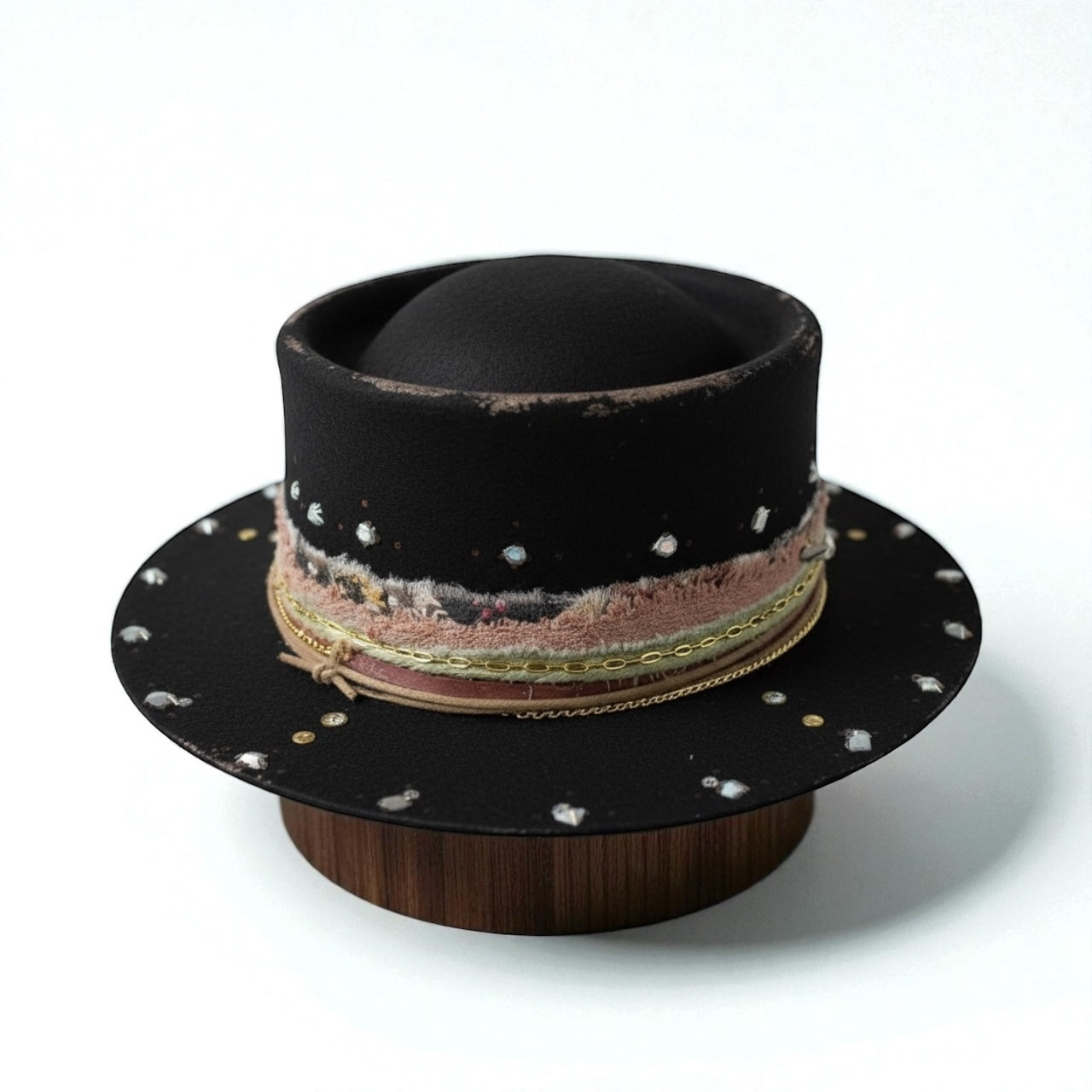 Black Modern Boho-Chic – Short Brim Hat