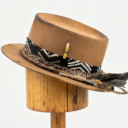Dune – Wool Felt Bolero Hat – handmade wool felt hat by artisan Ruby Cantero, detail view 2 | Pokijomba Hats