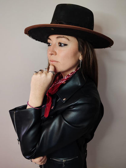 “Jomba”– The Classic Felt Hat