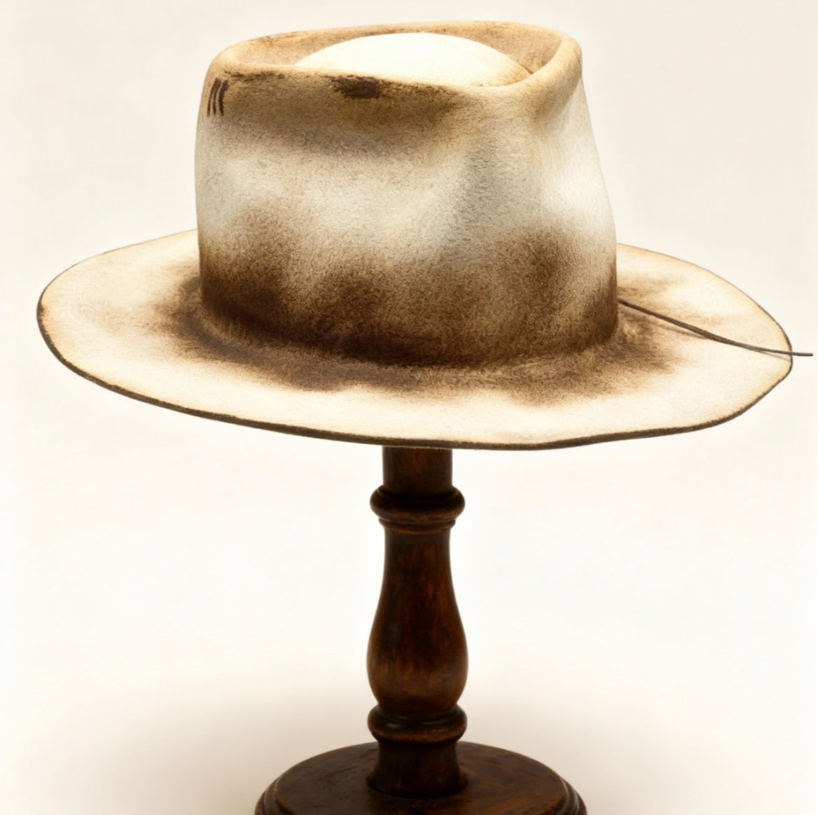 Amy – Distressed Wool Felt Hat