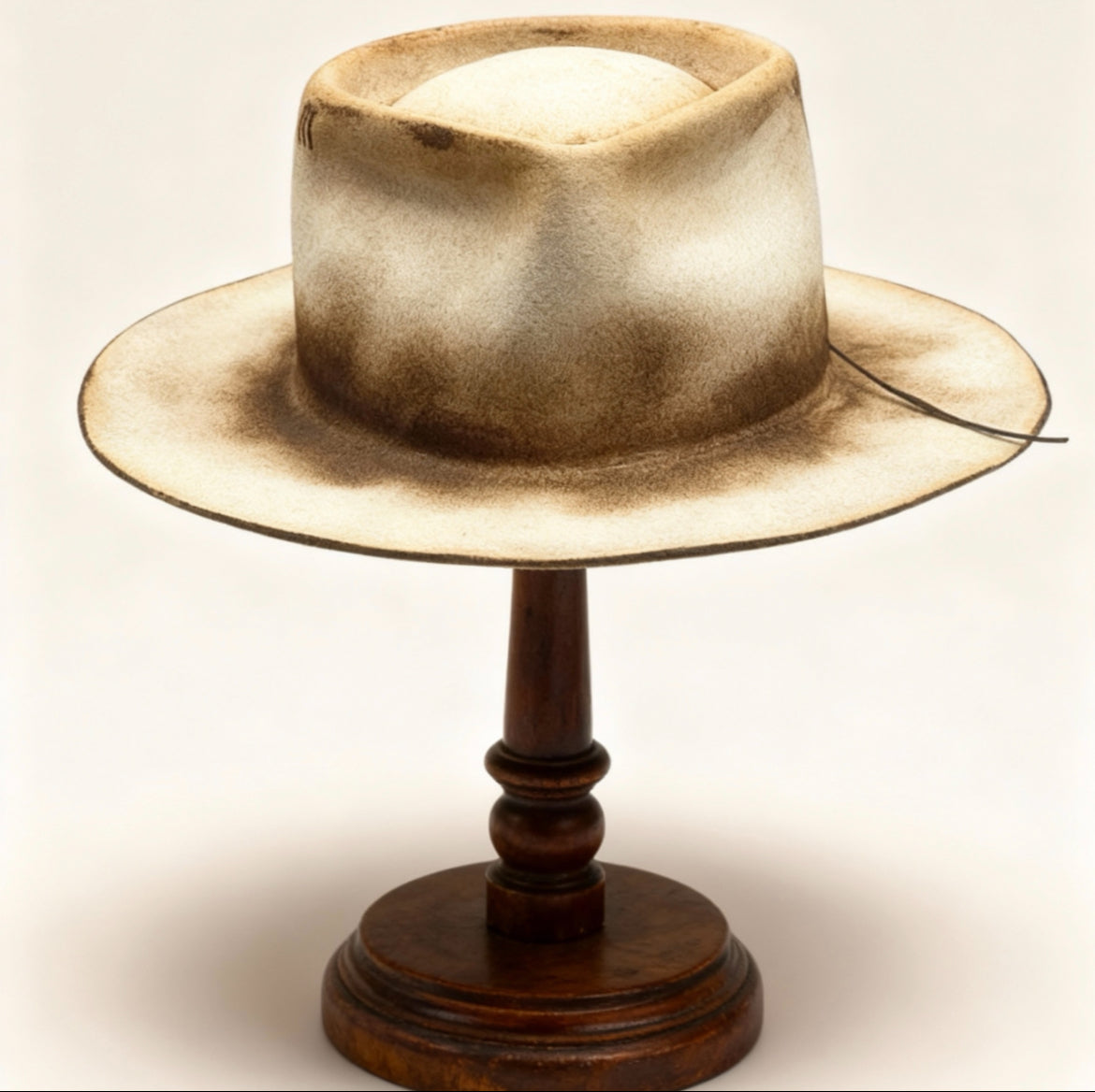 Amy – Distressed Wool Felt Hat