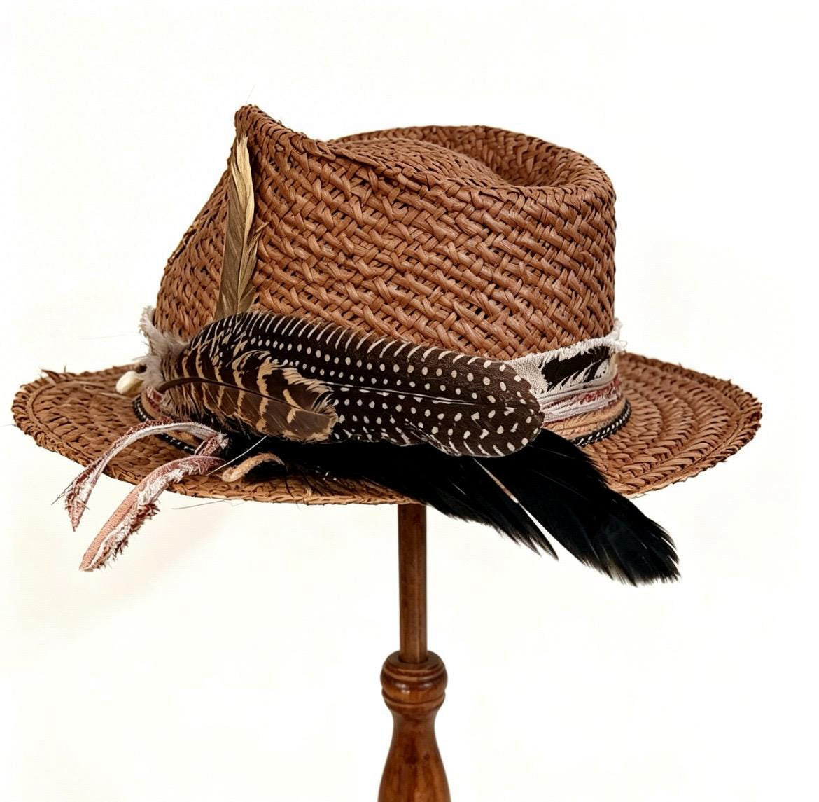 Straw Medium Brim Fedora Hat – Summer Hat – handmade straw fedora hat by artisan Ruby Cantero, detail view 4 | Pokijomba Hats