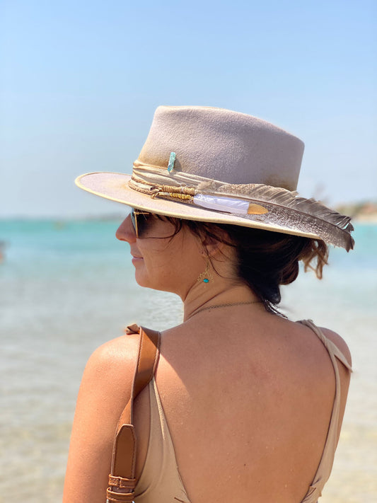 Laura – Wool Felt Fedora Hat – handmade wool felt fedora hat by artisan Ruby Cantero, detail view 6 | Pokijomba Hats