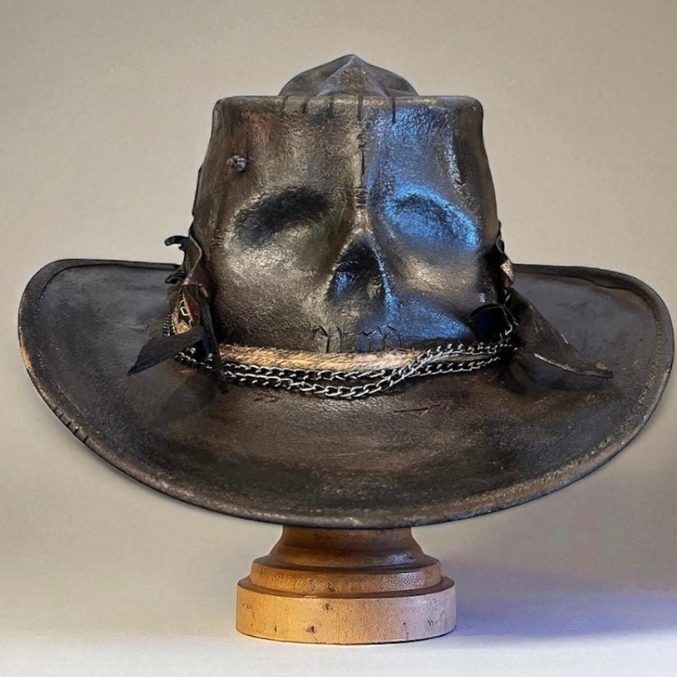 In Stock – Poison Hat – The Art of Rebellion – Vintage Leather Efect