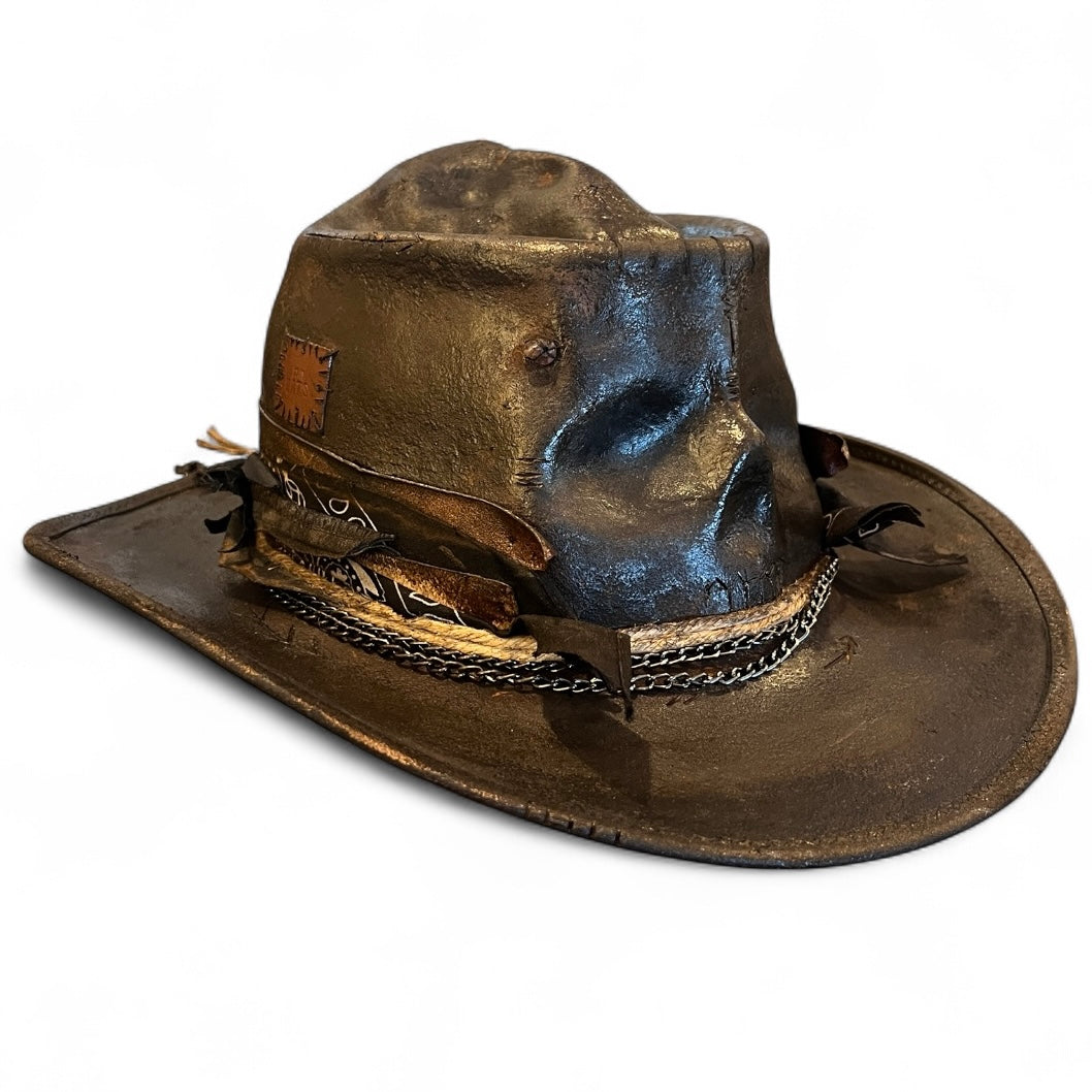 In Stock – Poison Hat – The Art of Rebellion – Vintage Leather Efect