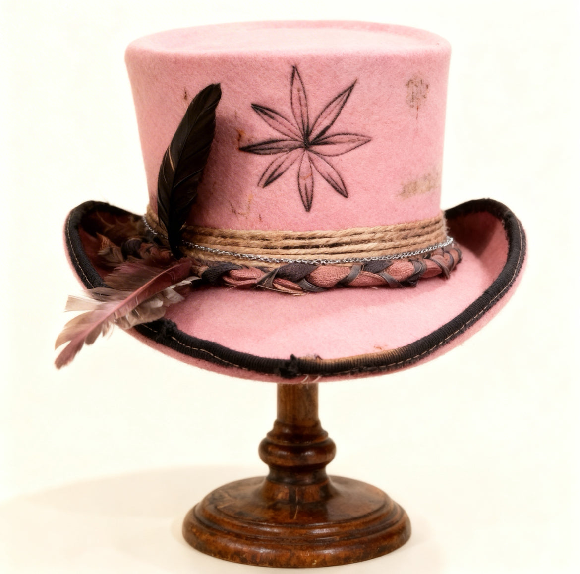 Pippa – Pink Wool Felt Low Top Hat