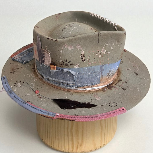 Rare Vintage Style Wool Felt Hat – Out Of The Ordinary – Hand-Painted Artistic Hat