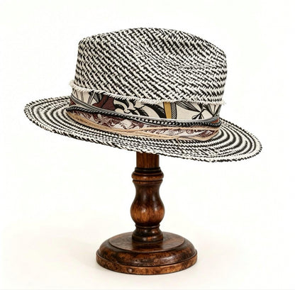 Straw Medium Brim Fedora Hat – Summer Hat – handmade straw fedora hat by artisan Ruby Cantero, detail view 2 | Pokijomba Hats