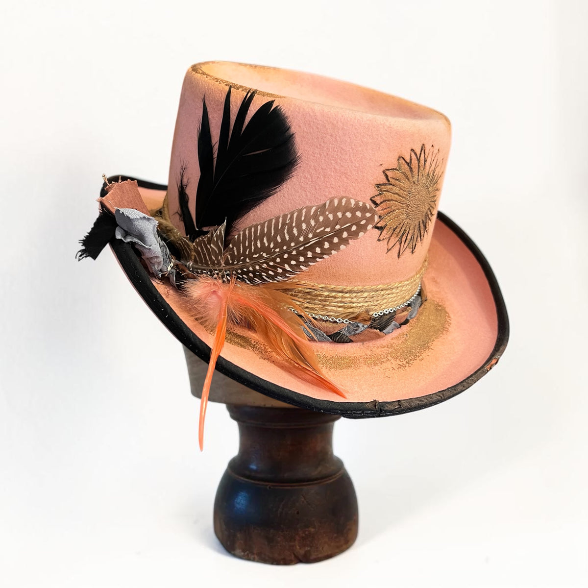 Pippa – Pink Wool Felt Low Top Hat