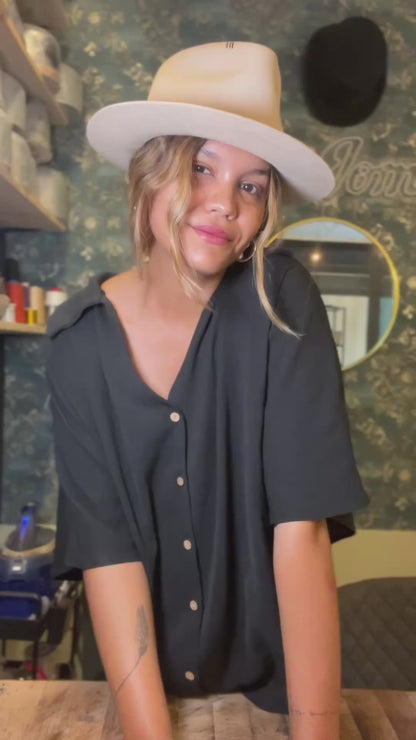 Hygge Wool Hat – Nordic Elegance