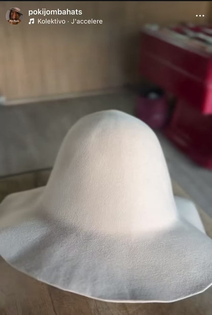 The Alejandro – Rare Vintage Wool Felt Round-Crown Hat